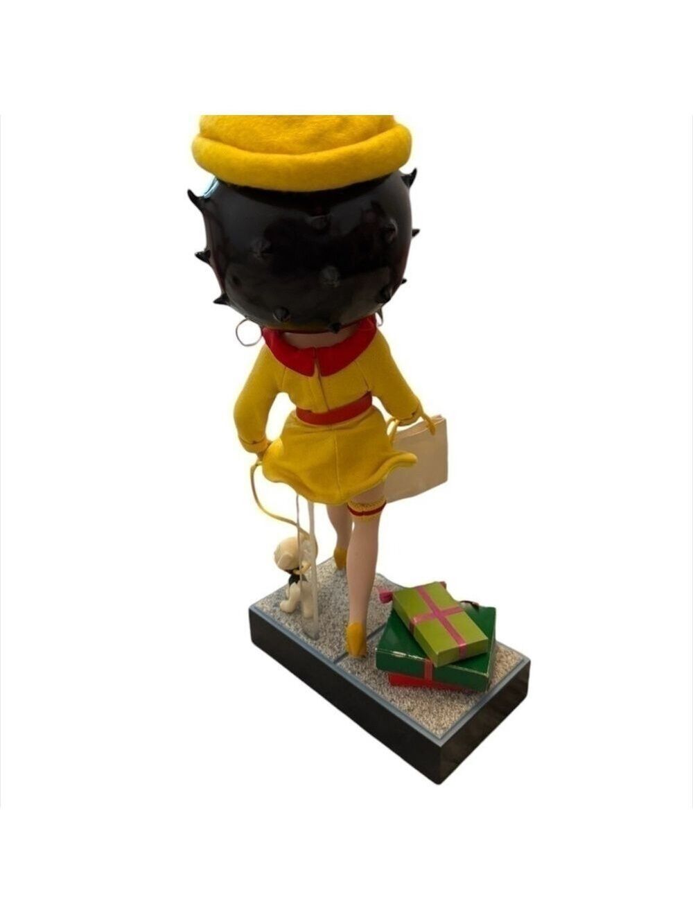 Betty Boop 1995 Porcelain Figurine Shopping Spree - Picture 3 of 9